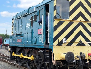 Didcot, Oxford, İngiltere - Haziran 2021: Didcot Buhar Demiryolu Merkezi 'nde Diesel shunter lokomotifi