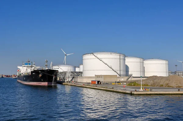 Antwerp Belgium August 2022 Large Oil Tanker Moored City Commercial — Stock Photo, Image