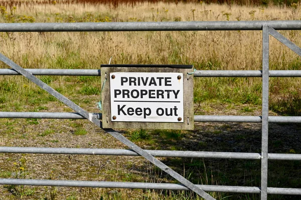 Private Property Sign Farm Gate People — Foto de Stock