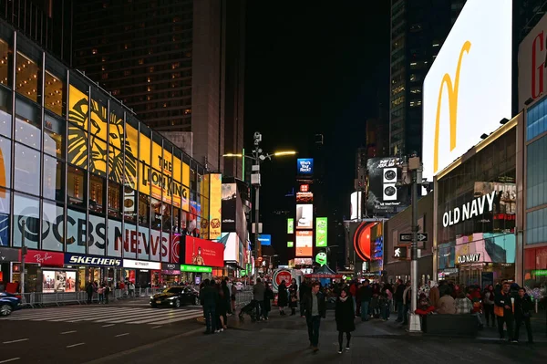 Nueva York Nueva York Noviembre 2021 Times Square Brillantemente Iluminado — Foto de Stock
