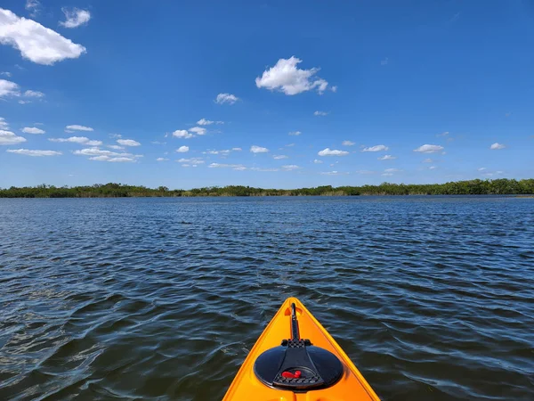 Avant Kayak Orange Sur Nine Mile Pond Dans Everglades National — Photo