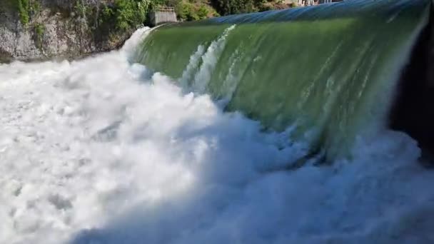 Flusso Torrenziale Sopra Lower Spokane Falls Nel Centro Spokane Dopo — Video Stock