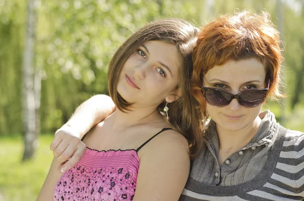 Anne ve kızı Park portresi