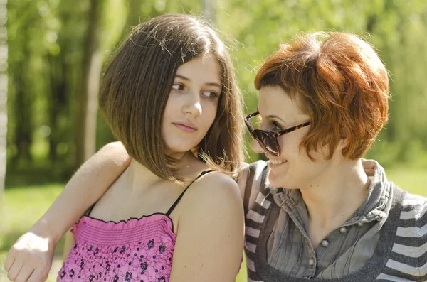 Anne ve kızı Park portresi