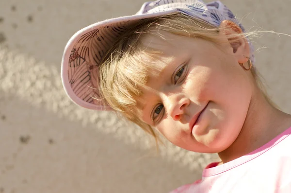 Portrait of beautiful cute girl in sun light — Stock Photo, Image