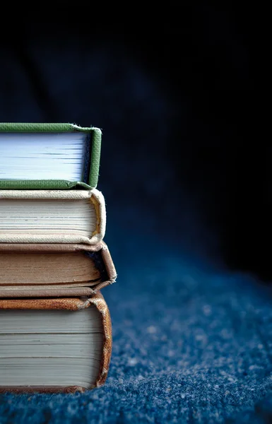 Un mucchio di quattro libri — Foto Stock