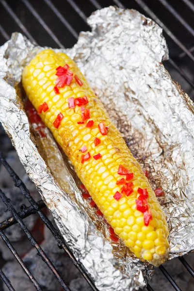 Chili lime corn on grill — Stock Photo, Image