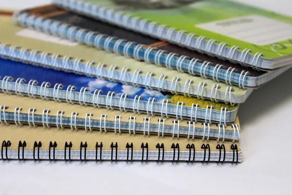 defter üzerinde bir bahar