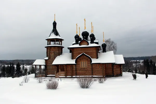ahşap Urallar ve Sibirya tüm azizler Kilisesi
