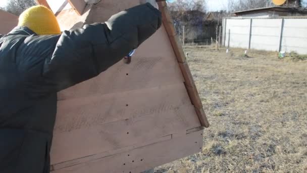 Woman Draws Water Well Winter — Vídeos de Stock