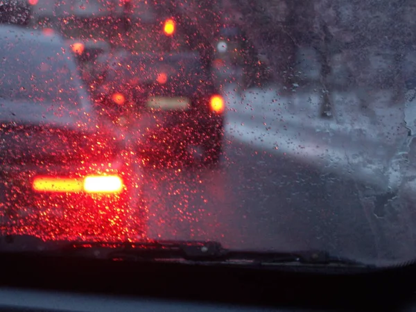 冬の車からの道の眺め — ストック写真