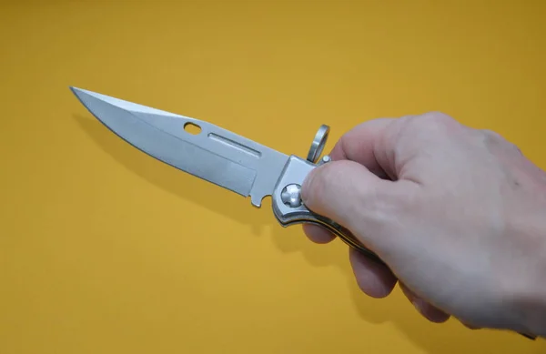 Messer Als Kalte Piercing Und Schneidewaffe Zur Selbstverteidigung — Stockfoto