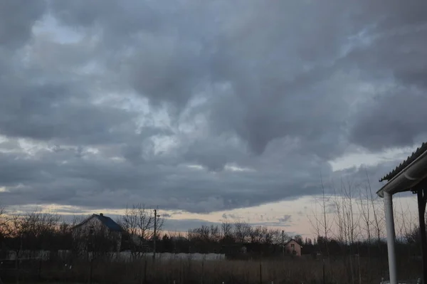 Громові Хмари Ввечері Небі Селі — стокове фото