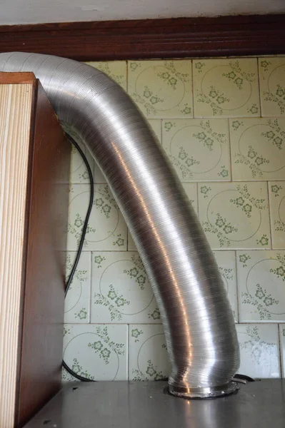 Installing Kitchen Hood Ventilation — Foto Stock