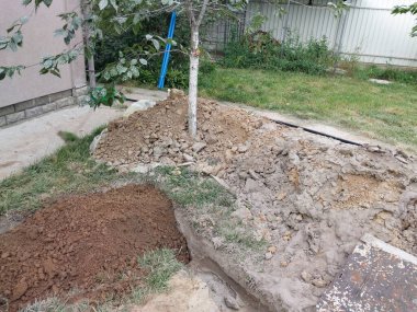 Arrangement of a deep well for a the water production