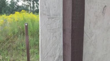 Thermometer for measuring air temperature in the shade