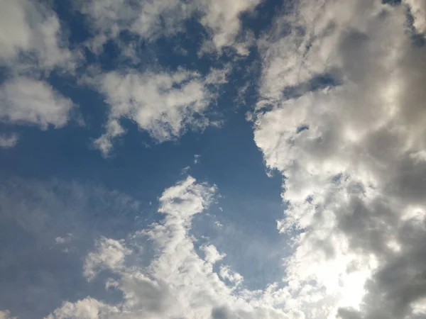 Sűrű Felhők Égen Eső Előtt — Stock Fotó
