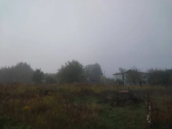 Niebla Mañana Otoño Pueblo —  Fotos de Stock