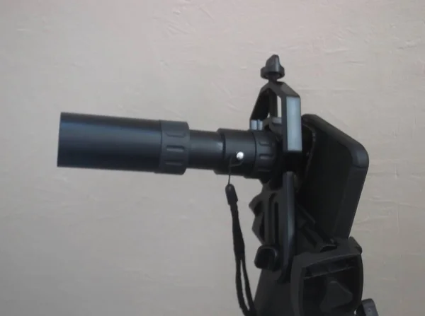 Fijación Entre Telescopio Monocular Smartphone Trípode — Foto de Stock