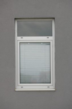 gri duvar, alüminyum pvc pencere, pencere