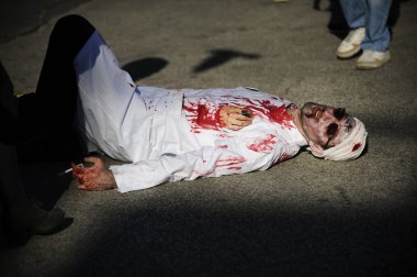 yürüyen ölüler zombie günü