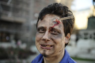yürüyen ölüler zombie günü