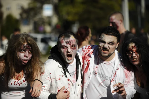 yürüyen ölüler zombie günü