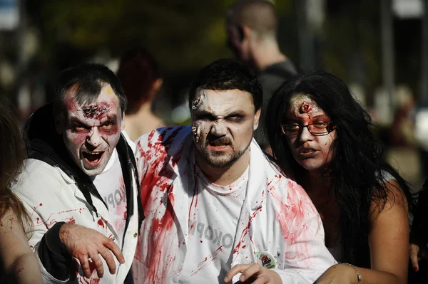 yürüyen ölüler zombie günü