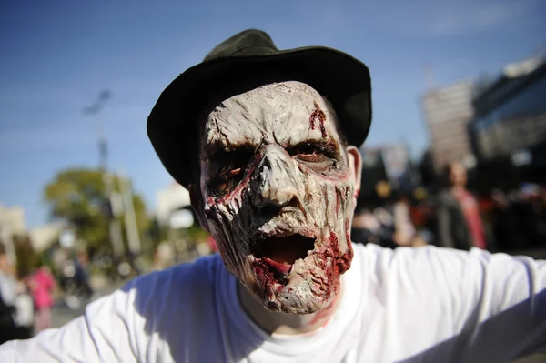 yürüyen ölüler zombie günü