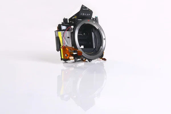 Repareren onderdelen dslr camera, gordijn, sluitertijd, spiegel doos, zoeker — Stockfoto