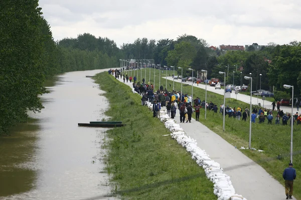 Las peores inundaciones registradas en los Balcanes en Serbia — Foto de Stock