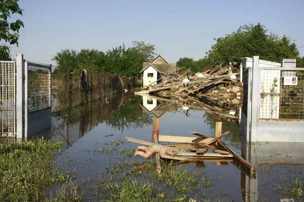 Kayıtlarda, Balkanlar'da Sırbistan arasında en kötü sel — Stok fotoğraf