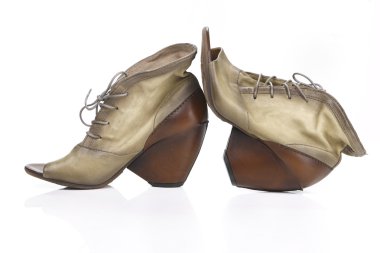 Zarif çift kadın ayakkabı