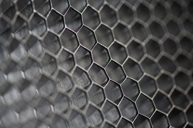 metal eğri arka plan sıradışı yorumu