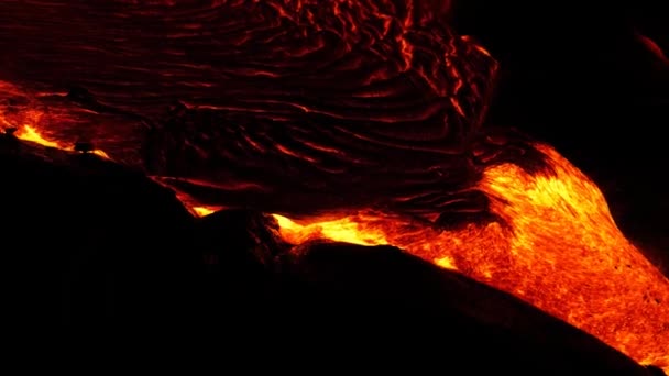 Río Lava Caliente Volcán Explosión Lava Volcánica Convierte Magma Solidificado — Vídeo de stock