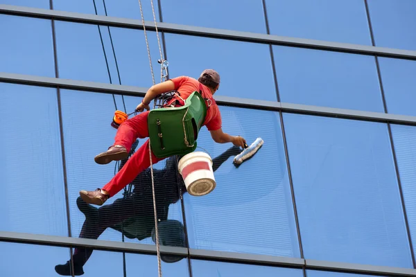 Window washer — Stock Photo, Image