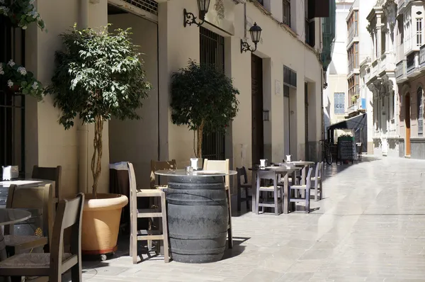 Mesa de bar callejón Málaga —  Fotos de Stock