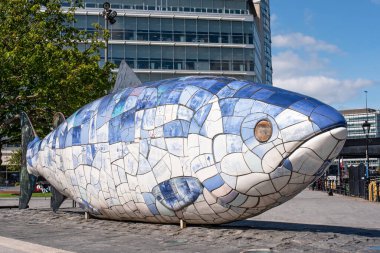 Büyük Balık, Bilginin Somonu Belfast, Kuzey İrlanda 'daki heykel