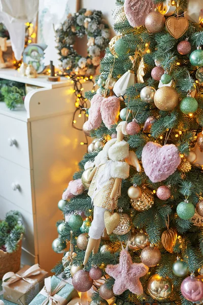 Quarto Quarto Para Crianças Natal Branco Rosa Tiffany Decoração Fundo — Fotografia de Stock