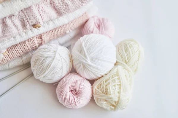 Stack Knitted Clothes Balls Yarn Knitting Needles Accessories Knitting Baby — ストック写真