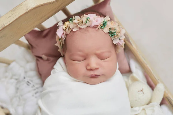 Niña Recién Nacida Una Niña Sana Maternidad Feliz Crianza — Foto de Stock