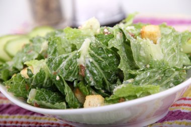 Sezar salatası