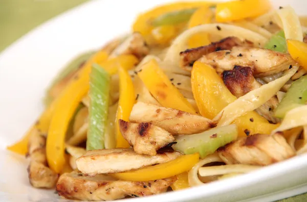 Chicken sauté close-up — Stockfoto