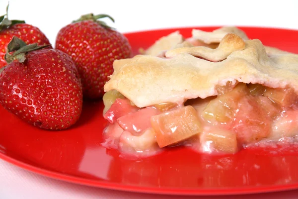 Pastel de fresa y ruibarbo — Foto de Stock