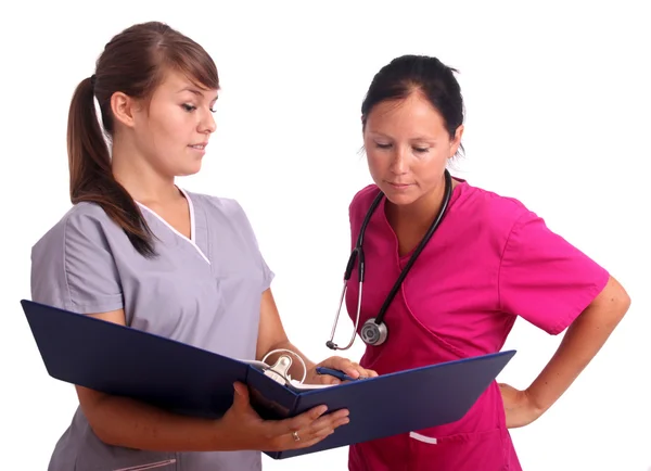 Zwei junge Krankenschwestern — Stockfoto