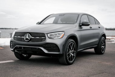Boucherville, Kanada - 29 Mart 2022: Mercedez-Benz GLC 300 4Matic Coupe 2022