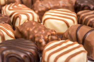 çikolata şekerleme