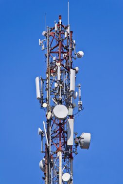 Telekomünikasyon antenler