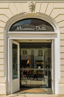Massimo dutti mağazası