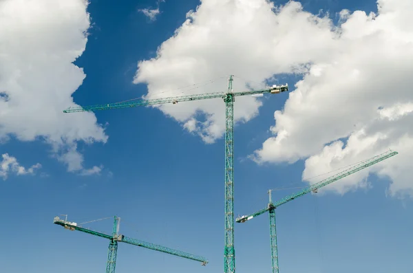 Grúas de construcción industrial —  Fotos de Stock